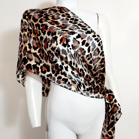 SOLD 🦋 vintage silk chiffon sheer leopard scarf - Picture 3 of 16